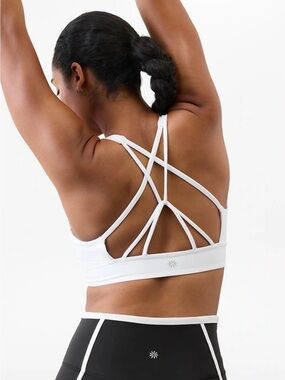 Athleta NWT Solace Sports Bra Buttery Soft White Size XL A/C Cup